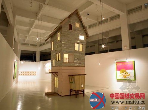 奈良美智的小木屋