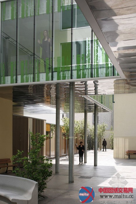 HAMONIC + MASSON设计法国的小学