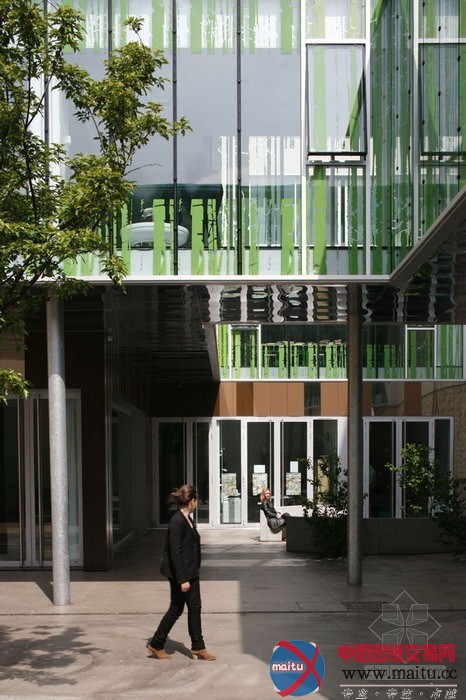 HAMONIC + MASSON设计法国的小学