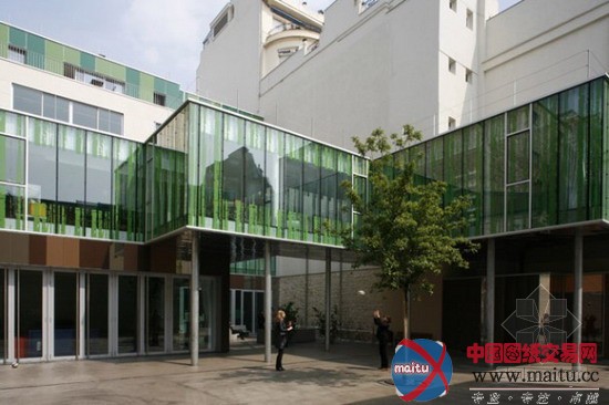 HAMONIC + MASSON设计法国的小学