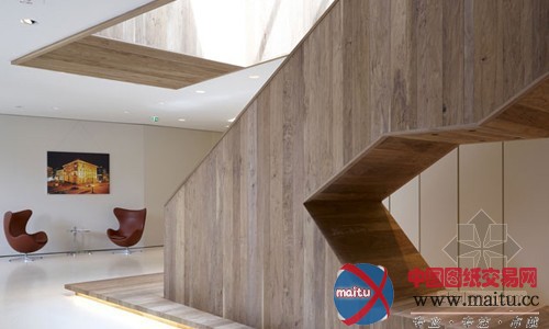 landau + kindelbacher设计的Signa Holding 新办公室