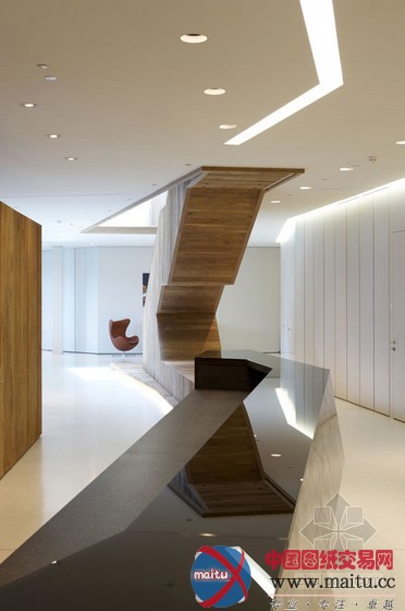 landau + kindelbacher设计的Signa Holding 新办公室