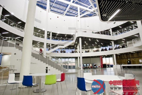 ARKÍS+ Henning Larsen Architects设计的冰岛雷克雅未克大学