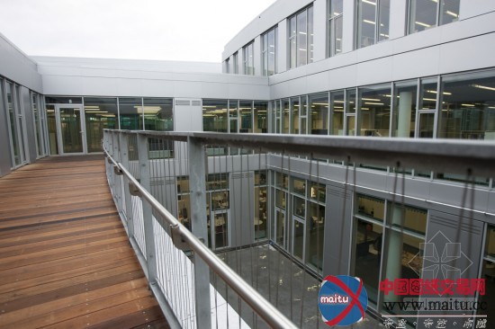 ARKÍS+ Henning Larsen Architects设计的冰岛雷克雅未克大学