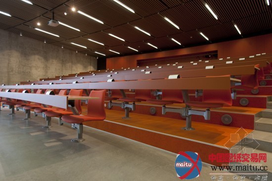 ARKÍS+ Henning Larsen Architects设计的冰岛雷克雅未克大学