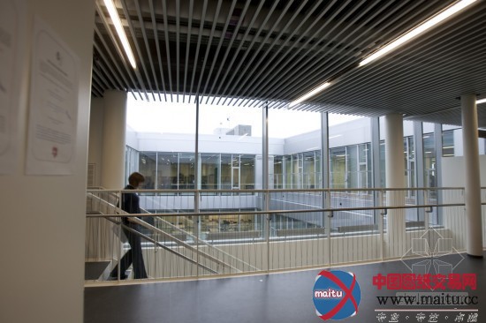 ARKÍS+ Henning Larsen Architects设计的冰岛雷克雅未克大学