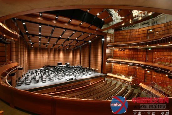 Architekton设计的美国坦佩艺术中心