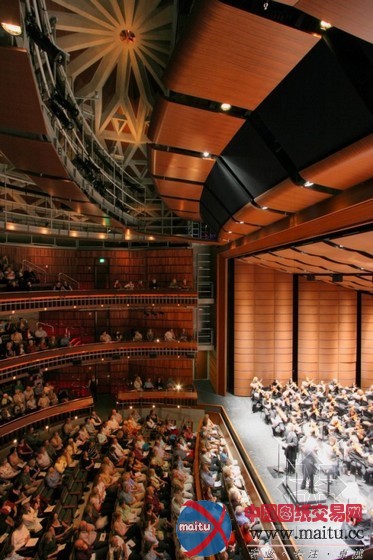 Architekton设计的美国坦佩艺术中心