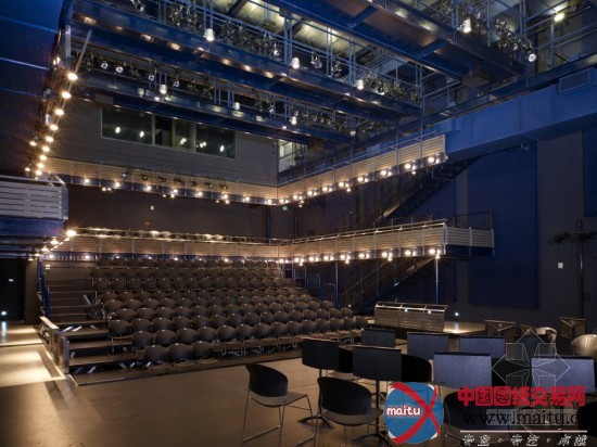 Architekton设计的美国坦佩艺术中心