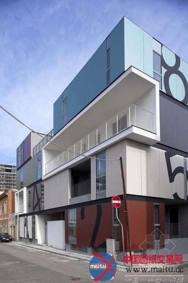 C+C04STUDIO设计的Condominio P住宅