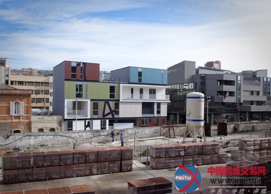 C+C04STUDIO设计的Condominio P住宅