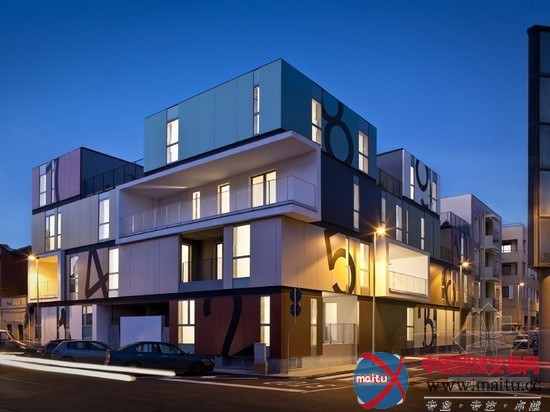 C+C04STUDIO设计的Condominio P住宅