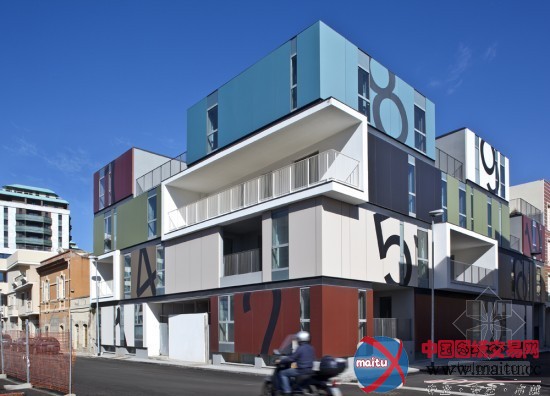 C+C04STUDIO设计的Condominio P住宅