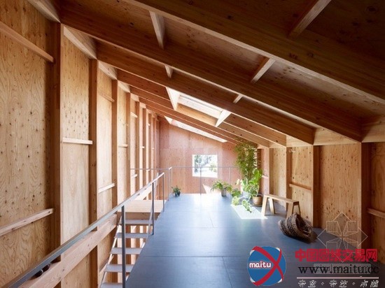 Suppose Design设计的House in Seya住宅