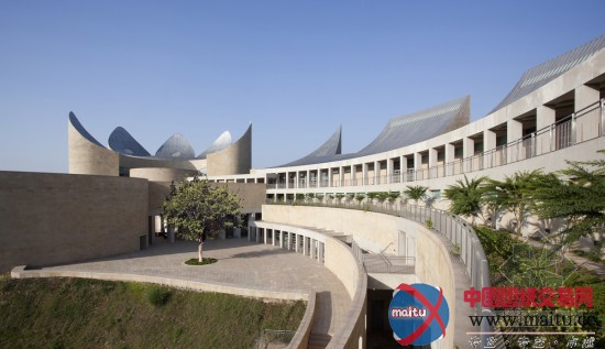 safdie architects设计的印度卡尔沙遗产中心