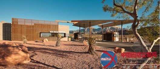 Line and Space设计红岩峡谷游客中心