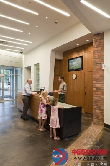 GWWO Architects设计巴尔的摩麦克亨利堡旅游教育中心