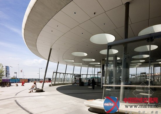 Metro Arkitekter设计的瑞典海丽车站