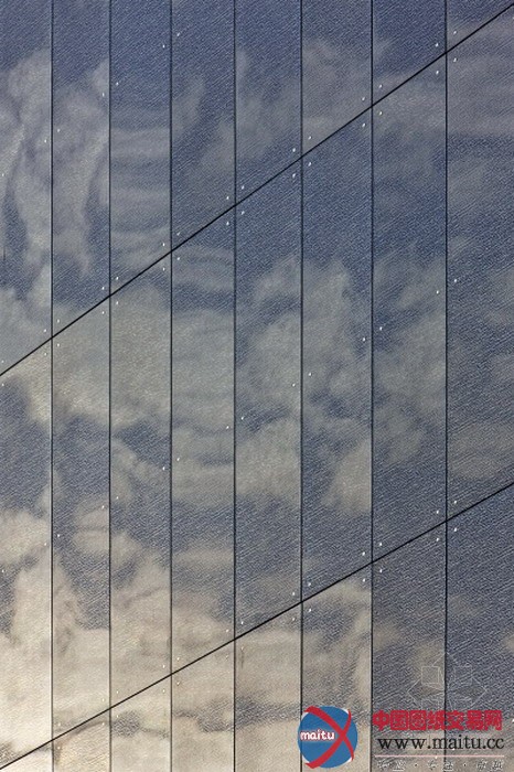 Török és Balázs Építészeti Kft设计的佩奇图书馆