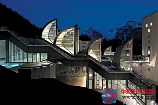 马里奥·博塔设计的瑞士Tschuggen Bergoase温泉