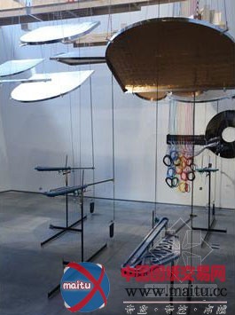 英国建筑学讲师艺术品:表面张力