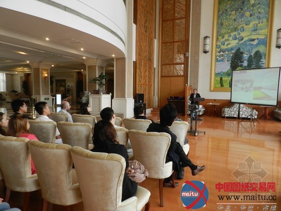 参观波捷特设计的天津松江体育场