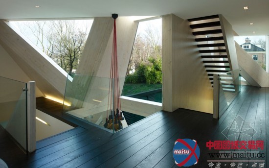 Ooze设计的Villa Rotterdam别墅改造