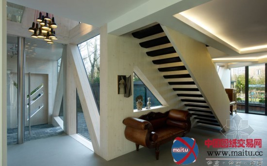 Ooze设计的Villa Rotterdam别墅改造