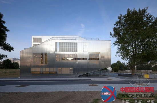 Colboc Franzen & Associés设计的法国L’Arbrisseau社区中心