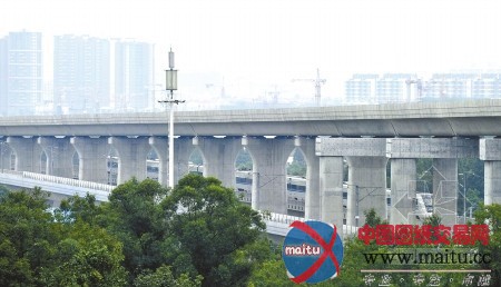 成灌快铁主线与彭州支线高架桥合龙