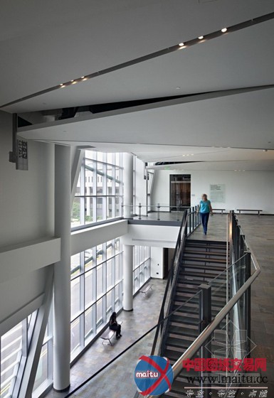 The Freelon Group Architects设计的美国哈维·甘特中心