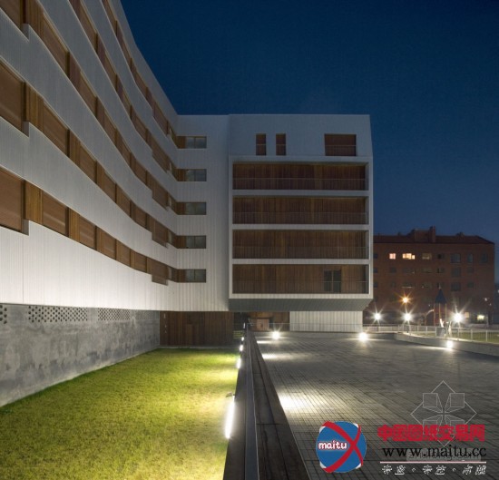 ACXT设计的西班牙保障性住房