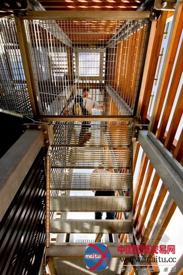 ARHIS architects设计的拉脱维亚尤尔马拉瞭望塔