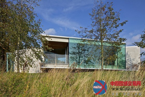 OMA设计的苏格兰癌症康复中心