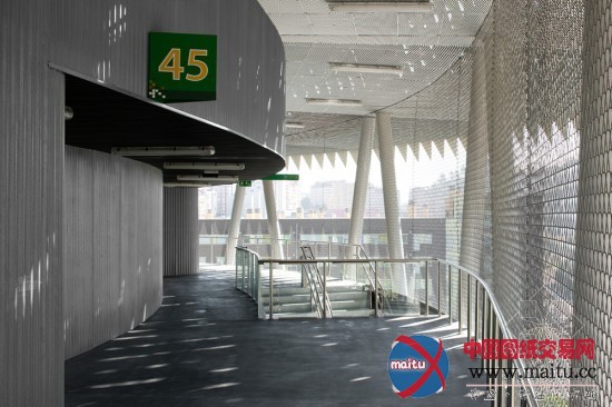 ACXT设计的毕尔巴鄂体育中心