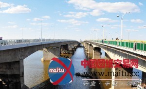 松花江公路大桥——双剪刀形引桥全国首创