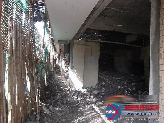 海口“楼歪歪”富景苑已拆除大半 下月或将拆完