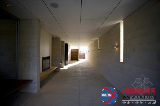 Popov Bass Architects设计的山姆·米兰达酒厂