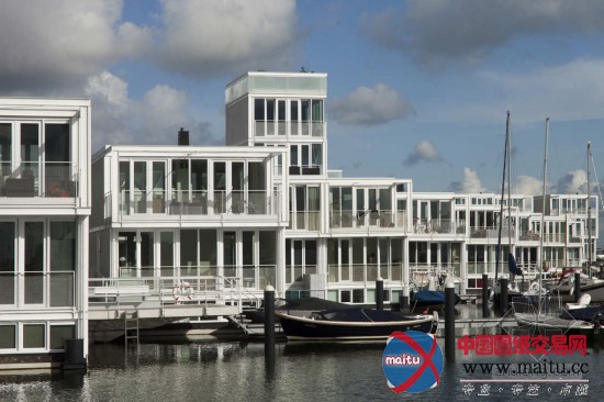 Architectenbureau Marlies Rohmer设计的荷兰水上小区