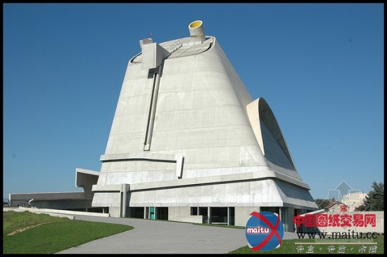 历时40年 勒·柯布西耶设计的法国菲尔米尼教堂终完成