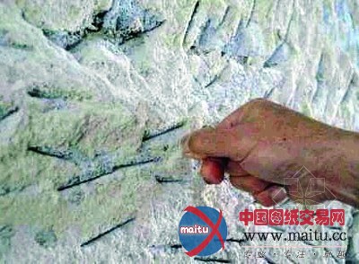 “脆皮墙”风波升级