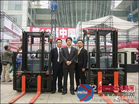 丰田电瓶叉车展会:武汉站(附图)