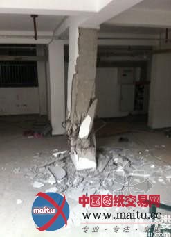 19层住宅楼交房10个月就倾斜 框架柱被压碎