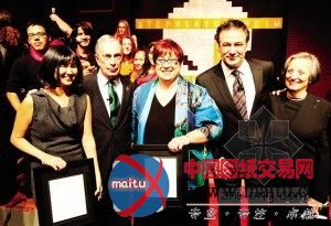 林璎获纽约市长文化艺术奖