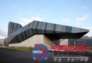 Cino Zucchi设计的德国沙乐华总部