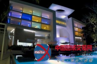 Miguel Angel Aragonés设计的墨西哥Encanto Acapulco酒店