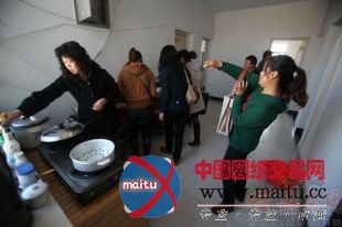 岐山最大经适房项目违规停工