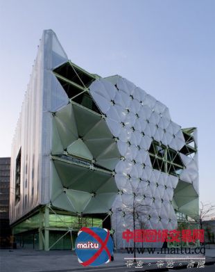 cloud 9设计的巴塞罗那media-ICT大厦