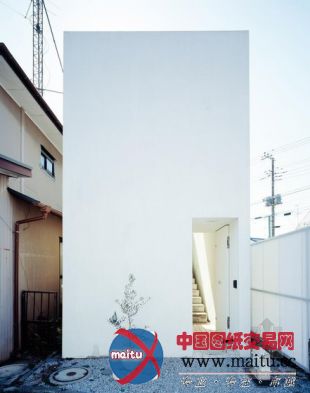 TAKESHI HOSAKA ARCHITECTS设计的日本迷你住宅
