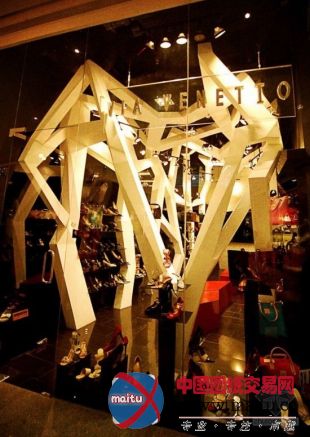 Via Venetto鞋店设计
